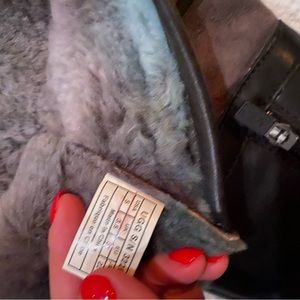 UGG WINTER BOOTS LEATHER FUR & RUBBER SIZE 5 USA